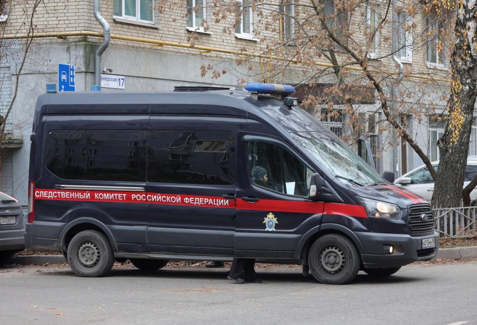 Красногорск. Обстановка на месте взрыва в Красногорске, где девятилетний мальчик получил тяжелые травмы после взрыва самодельного устройства, спрятанного в десяти рублевой купюре