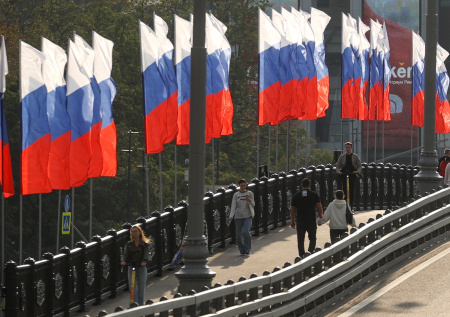 ВЦИОМ выяснил, как россияне оценивают свою уникальность