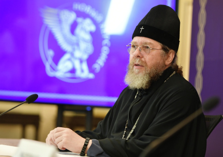 Сенатор объяснила, почему митрополит Тихон стал целью для терактов Киева