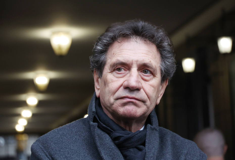 Евгений Князев на церемонии прощания с народным артистом России Владимиром Симоновым в Театре имени Евгения Вахтангова