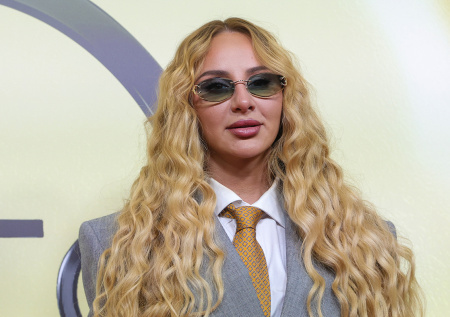 Известная российская поп-певица может завершить карьеру