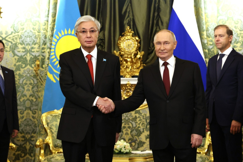 Касым-Жомарт Токаев, Владимир Путин