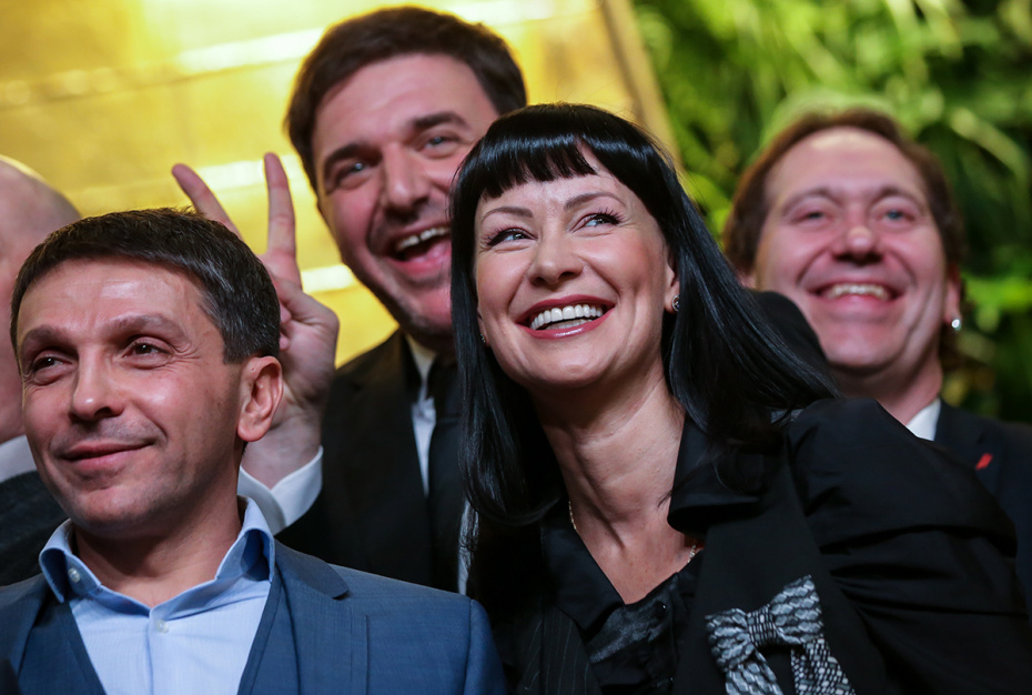 Актеры Леонид Барац, Максим Виторган, Нонна Гришаева и Александр Демидов (слева направо) на премьере фильма «День выборов 2»