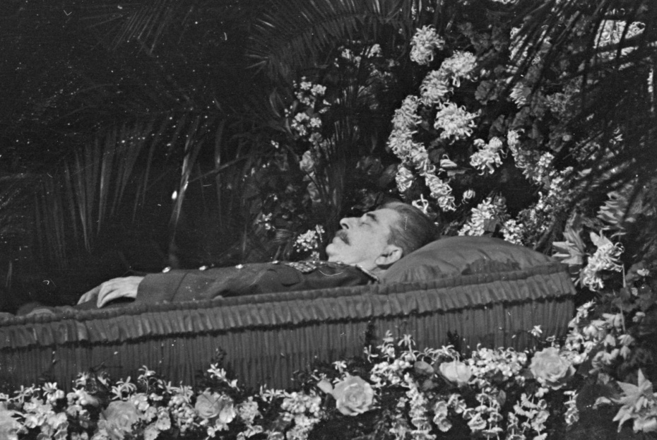 Прощание с И.В. Сталиным в Москве