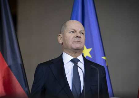 Шольц признал, что его кабмин развалился из-за Украины