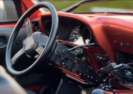 Самую популярную машину в зоне СВО сделали беспилотной