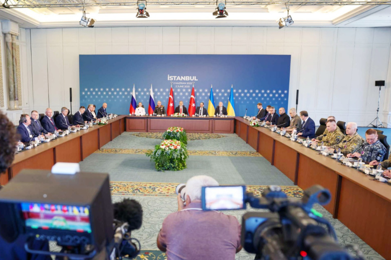 Второй раунд мирных переговоров между Украиной и Россией в Стамбуле