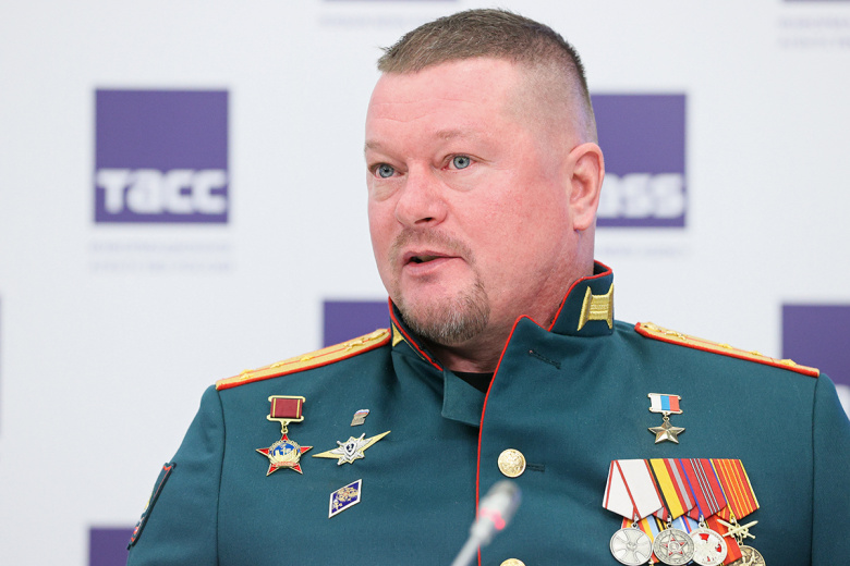 Максим Бахарев