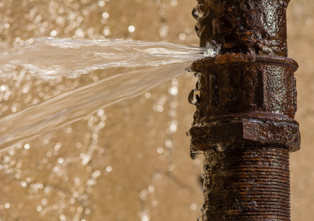 В школе на Камчатке прорвало трубу с кипятком