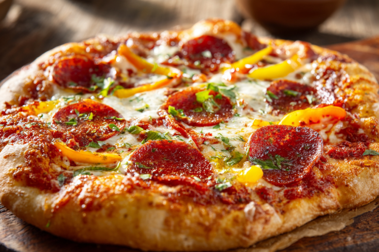 Пицца на кефирном тесте: готовим без дрожжей и без хлопот