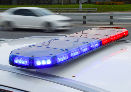 Полиции пришлось стрелять по машине пьяного мигранта