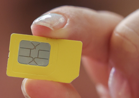 «Первые сигналы уже имеем»: иностранцы почувствовали «охлаждение» сим-карт