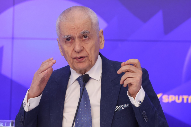 Геннадий Онищенко