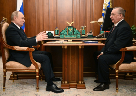 Путин присвоил главе «Транснефти» звание Героя труда