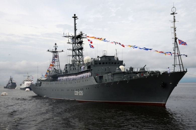 Разведывательный корабль «Карелия»