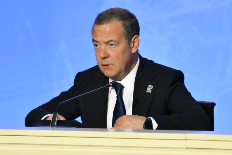 Дмитрий Медведев