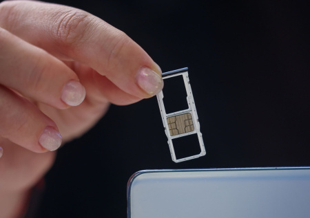 В Госдуме объяснили, как мошенники обойдут правила «охлаждения» сим-карт