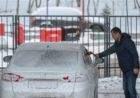 Как правильно мыть машину, чтобы не было разводов: учимся у профессионалов