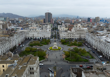 Порномодель стала политиком и уже добилась первого успеха