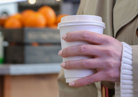 Развитие метаболических заболеваний связали с одним популярным напитком