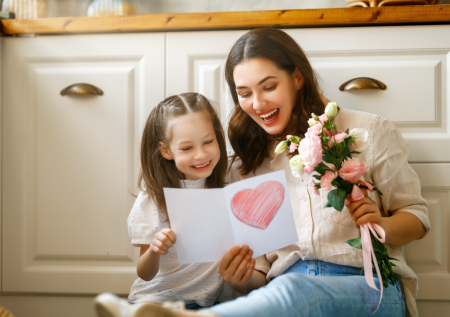 Для самого важного человека: День матери в 2025 году — бесплатные открытки