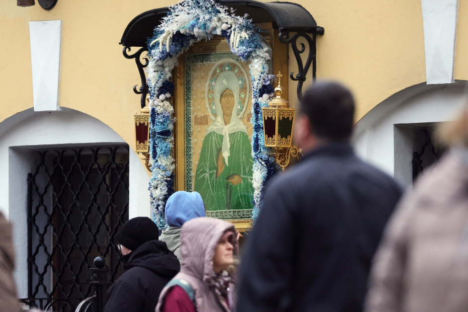 Где находятся мощи Матроны?