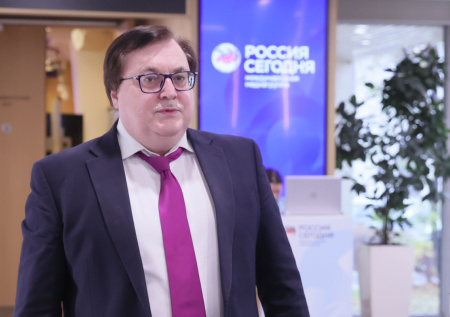 Эксперт раскрыл мрачную сторону демографического кризиса в Китае