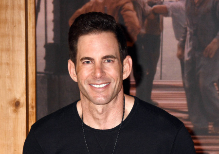 Фанатка «через экран» спасла телеведущего от мучительной смерти