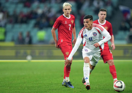 Сборная России по футболу проиграла команде Чили