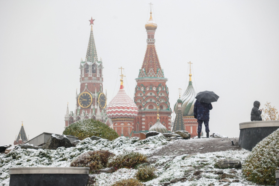 Первый снег в Москве