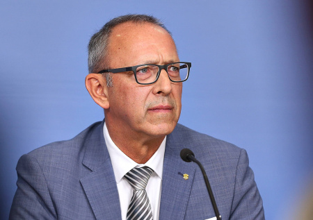 Немецкие депутаты прибыли в Сочи на фоне угроз исключения из партии