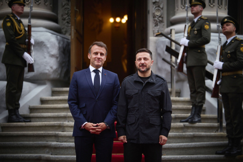 Владимир Зеленский и Эммануэль Макрон