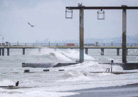 Шторм в Мурманской области унес в море два судна