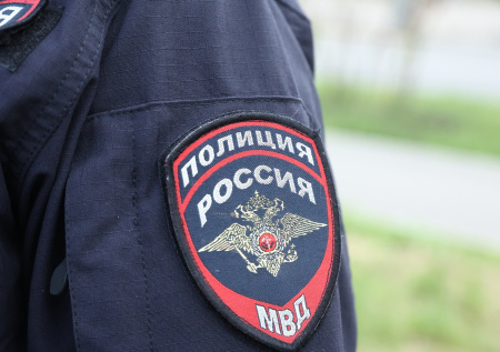 Агрессивная женщина набросилась на продавца и попала в кадр