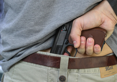 Появились кадры, как рецидивист расстрелял семью из пневматики