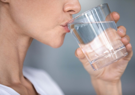 Эндокринолог развеяла миф о запивании еды