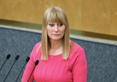 В Госдуме ответили на антироссийский баннер украинцев на футбольном матче