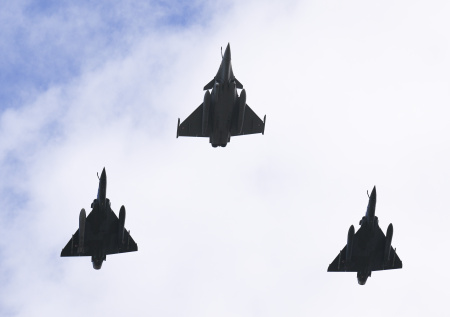 В Госдуме объяснили, сколько истребителей Франция может передать Украине