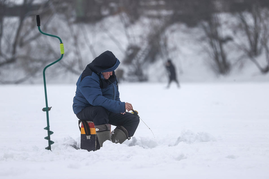 Выбор зимнего рыболовного костюма: на что смотреть?