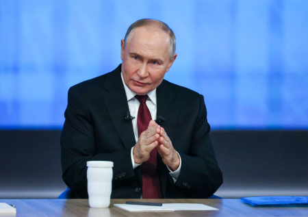 Путин утвердил обязательную отработку для медиков-бюджетников