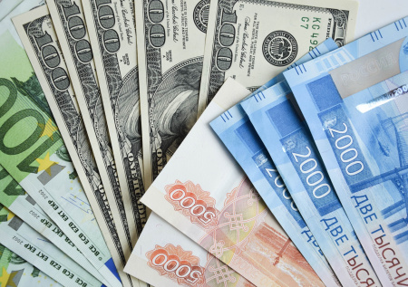 Рубль сдает позиции? Курсы сегодня, 17 ноября, что с долларом, евро и юанем