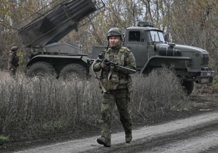 Нападение на Курск, бегство солдат, ДНР без света: ВСУ атакуют РФ 17 ноября