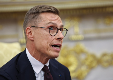 Президент Финляндии поставил ЕС перед фактом о переговорах с Путиным