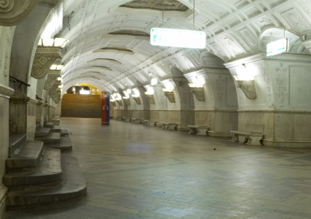 Неизвестные проникли в тоннель станции «Белорусская» московского метро