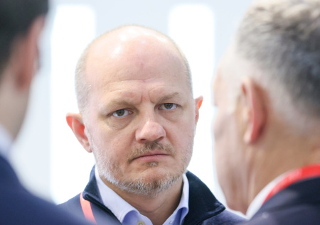 Экс-замглавы Петербурга обвинили в крупном хищении