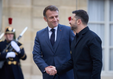 «В надежде разрушить»: Шеремет о паническом страхе Макрона перед Россией