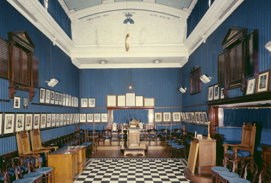 Внутренний вид масонского зала, Пэнгборн, Беркшир, 2000 год