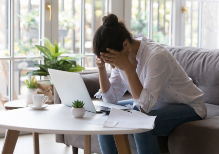 Банк заблокировал счет: что делать, куда жаловаться