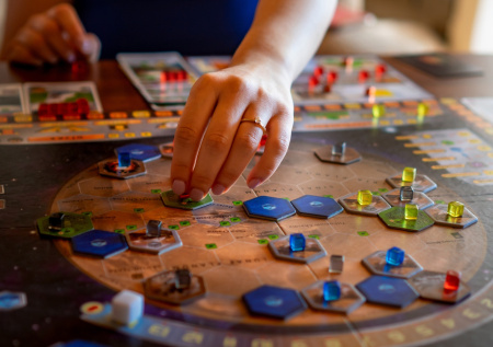 Настольные игры для семей с маленькими детьми: топ-5 вариантов