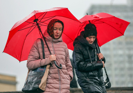 Погода в Москве в четверг, 20 ноября: ждать ли сильного ветра и ливней